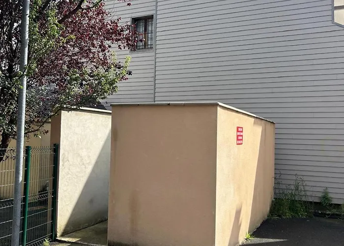 Havre De Paix Parking 公寓 *